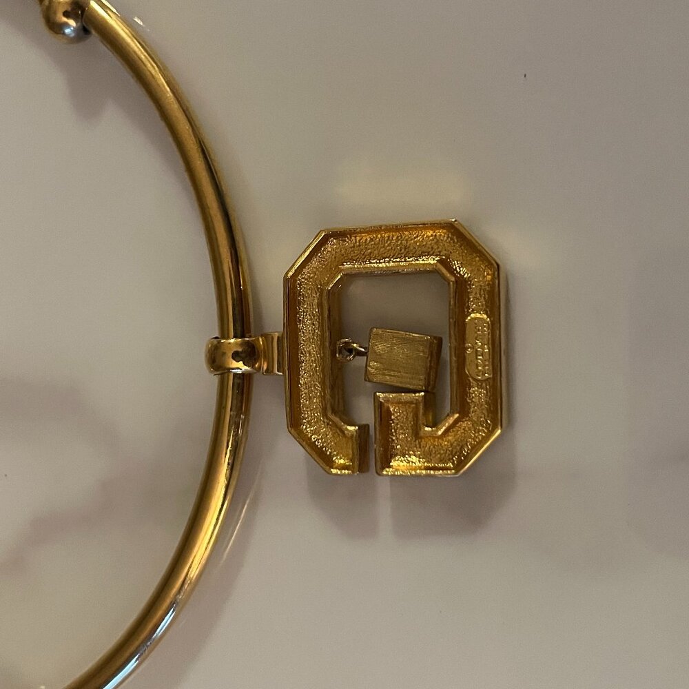 Givenchy Enamel G Vintage Necklace Gold Plated - Picture 10 of 10